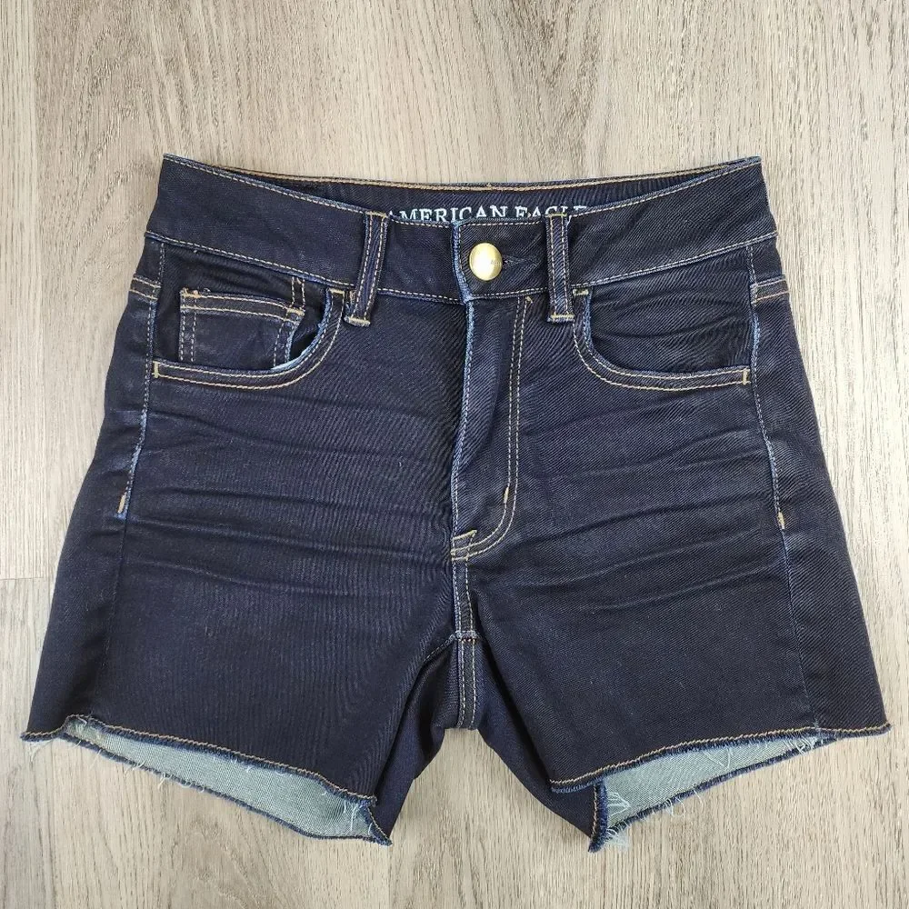 American Eagle Hi-Rise Shortie Shorts size 2